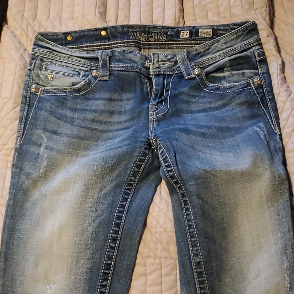 Like New Miss Me Jeans
